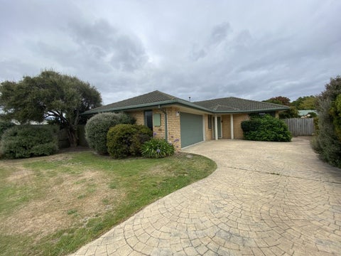 14 Iroquois Place, Wigram, Christchurch