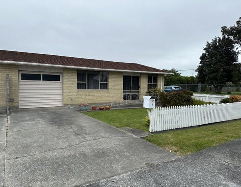 1A Knights Grove, Otaki, Otaki
