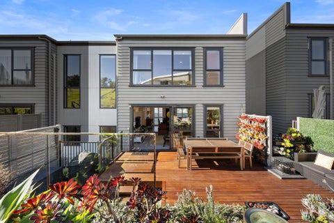 26 Charles Heaphy lane, St Johns, Auckland