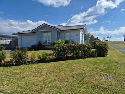 5 Marangai Place, Beachlands, Auckland