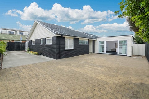 31 Centreway Road, Orewa, Orewa