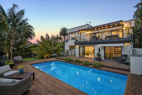 194 Beach Road, Campbells Bay, Auckland