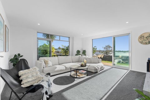 5 Piper Way, Glen Avon, New Plymouth