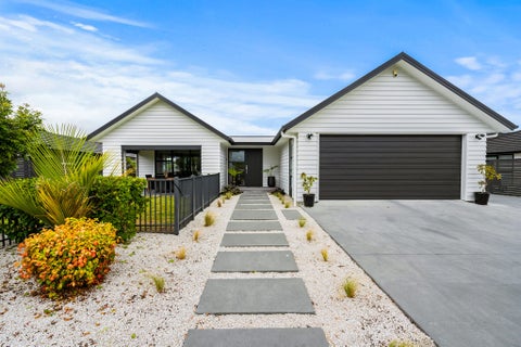 79 Stace Hopper Drive, One Tree Point
