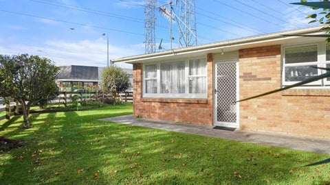 2A Pooles Road, Greerton, Tauranga