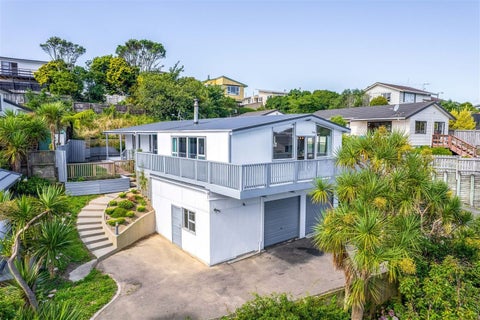 8 Tatum Way, Johnsonville, Wellington