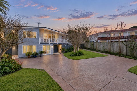 16 & 16A Mander Place, Bucklands Beach, Manukau City, Auckland