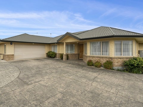 1 Greenwood Place, Fitzherbert, Palmerston North