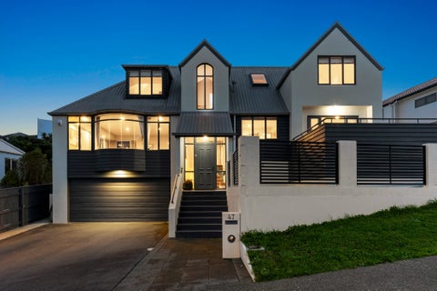 47 Waverton Terrace, Churton Park, Wellington