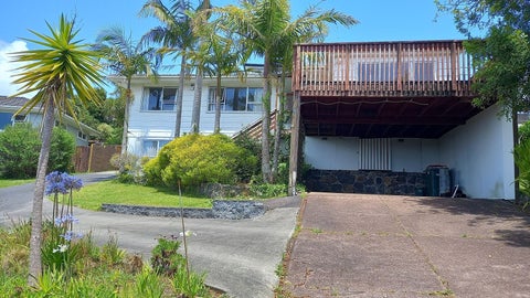 10 Aralia Road, Sunnynook, Auckland