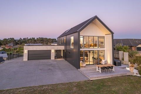 24 Golf Vue Place, Castlecliff, Whanganui