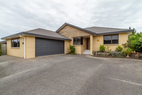 35 Waterstone Avenue, Paraparaumu