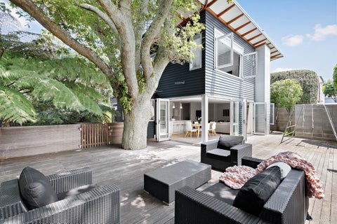 17A Newell Street, Point Chevalier, Auckland