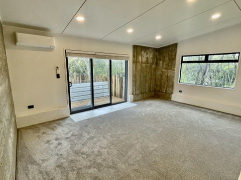 51B Rimutaka Place, Titirangi, Auckland