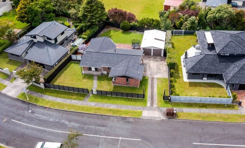 42 Heta Road, Highlands Park, New Plymouth