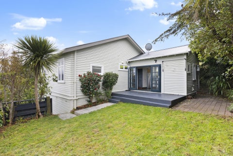 60 Pembroke Road, Northland, Wellington