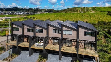 12D Tikati Rise, Long Bay, Auckland