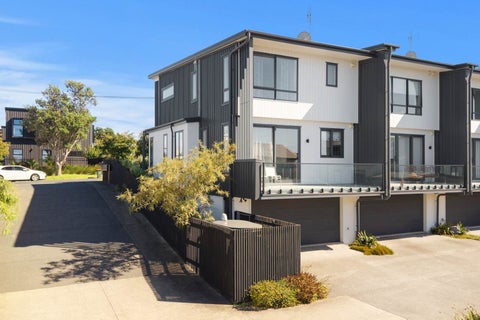 8C Lyndhurst Street, Wai o Taiki Bay, Auckland