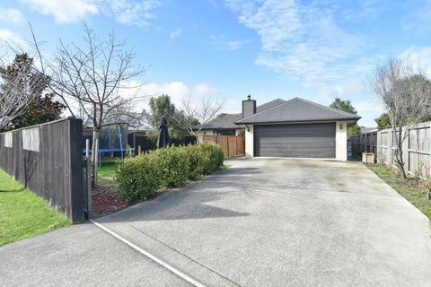 12 James Drive, Woodend, Woodend