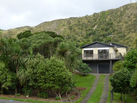 44 Wellington Road, Paekakariki