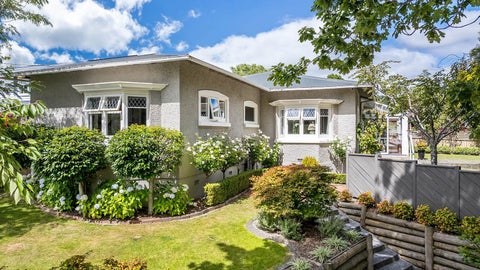 30 Gloucester Street, Silverstream, Upper Hutt