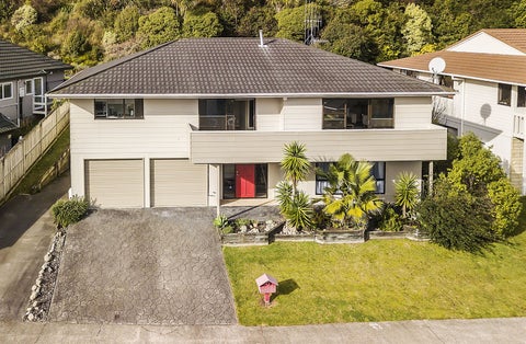 19 Spyglass Lane, Whitby, Porirua