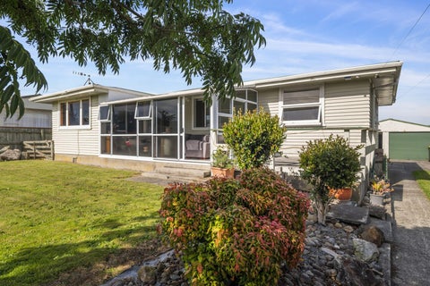17 Mckenzie Road, Owhata, Rotorua