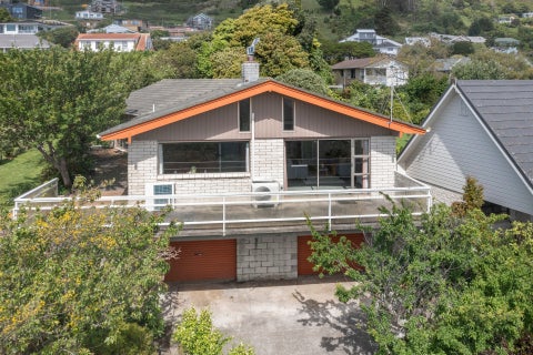 135 Winara Avenue, Waikanae