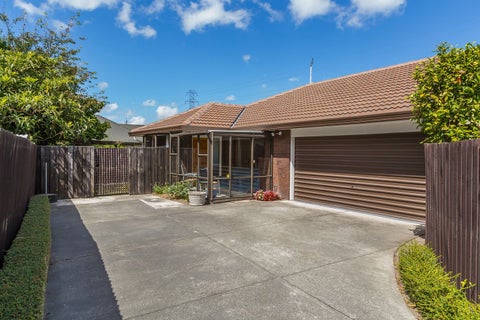 2/81 Lancewood Drive, Halswell, Christchurch
