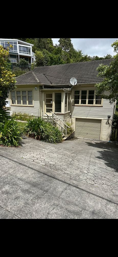 16 Woodvale Grove, Fairfield, Lower Hutt