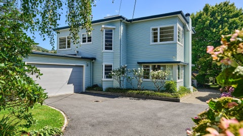 33 Cheviot Road, Lowry Bay, Lower Hutt