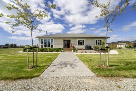 39 Easons Road, Hampden