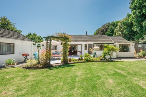 81 Nimmo Avenue East, Waikanae