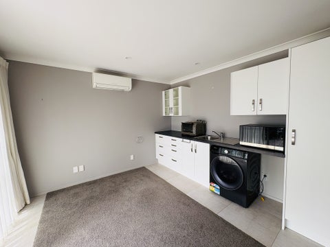 21 Liberty Grove, Kelvin Grove, Palmerston North
