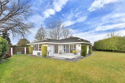 11 James Condon Place, Redwood, Christchurch