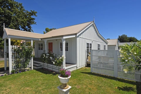 184 Main Street, Greytown