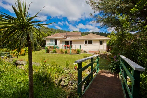 71 Kamahi Street, Stokes Valley, Lower Hutt