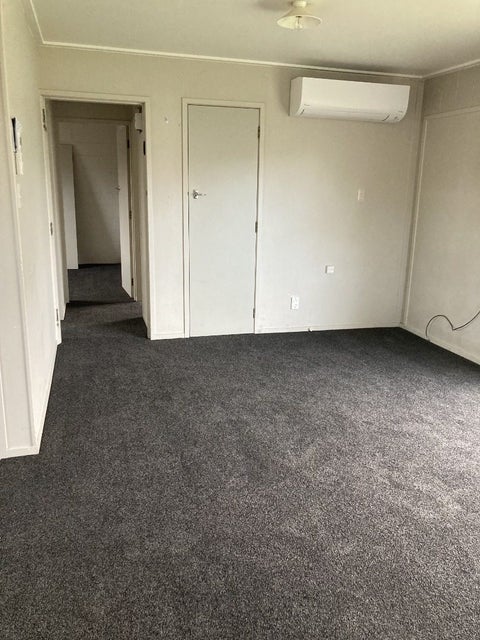 2D Tralee Place, Hillcrest, Hamilton