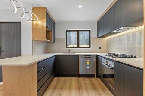 38C Rosebank Road, Papatoetoe, Auckland