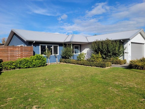 2 James Kidd Place, Greytown