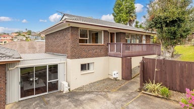 2/76 Velma Road, Hillcrest, Auckland