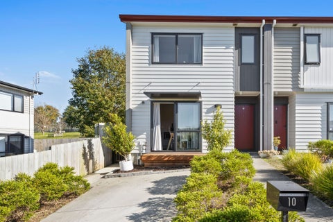 10 Jean Alma Lane, Wattle Downs, Auckland