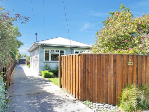 16 Allard Street, Edgeware, Christchurch