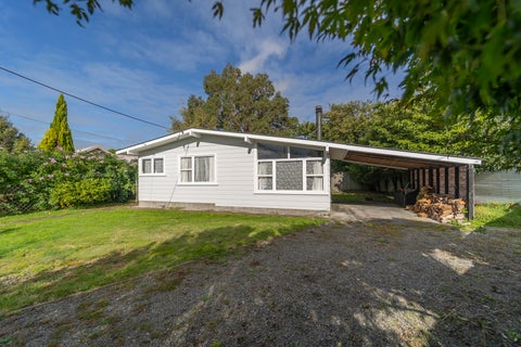 15 Hardie Grove, Featherston