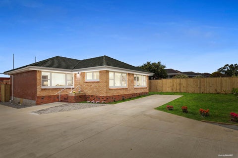 700 Pakuranga Road, Howick, Auckland