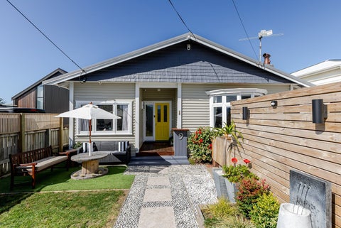 9 Wha Street, Lyall Bay, Wellington