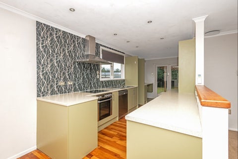 8 Bradford Place, Awapuni, Palmerston North