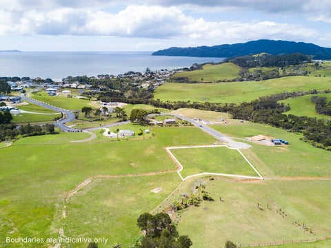 12 Amelie Place, Coopers Beach, Coopers Beach