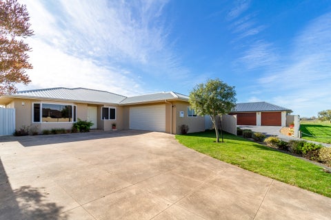 43 Pinotage Drive, Greenmeadows, Napier