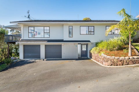 2/167 Mokoia Road, Birkenhead, Auckland
